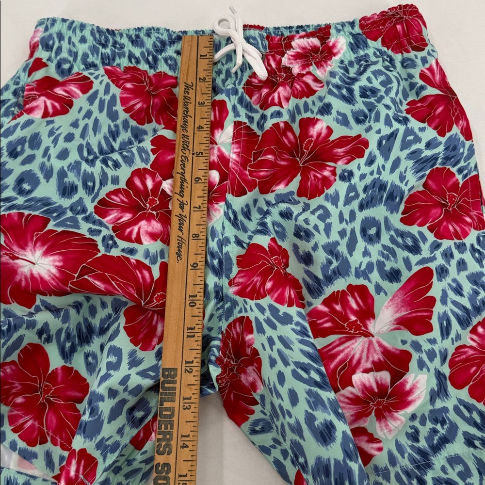 Trunks Surf & Swim Shorts Mens Small Hawaiian Flower Blue Red Mesh Liner - Picture 7 of 7